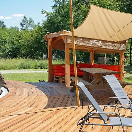 D'hotes Le Domaine Du Centaure לינה וארוחת בוקר *