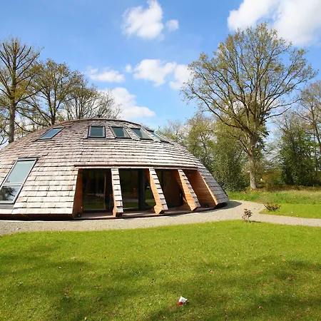 D'hotes Le Domaine Du Centaure לינה וארוחת בוקר Sylvains-les-Moulins